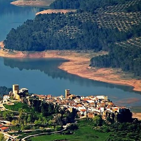 Отель El Cruce Орнос Экстерьер фото